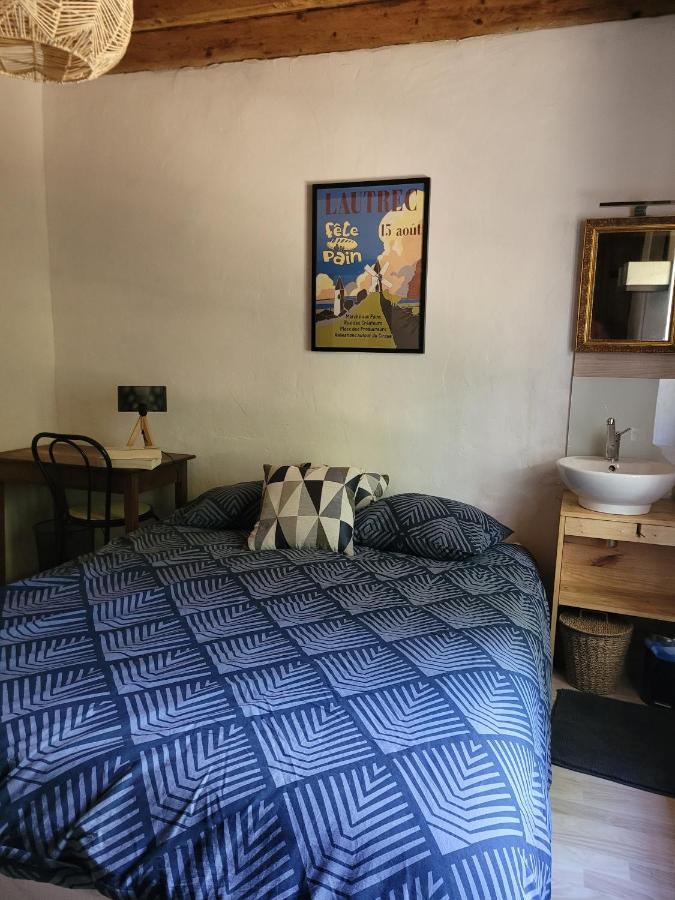 La Chambre Du Cantou Lautrec Exteriör bild